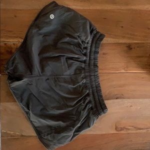 Lululemon Hotty Hot Short 2.5”